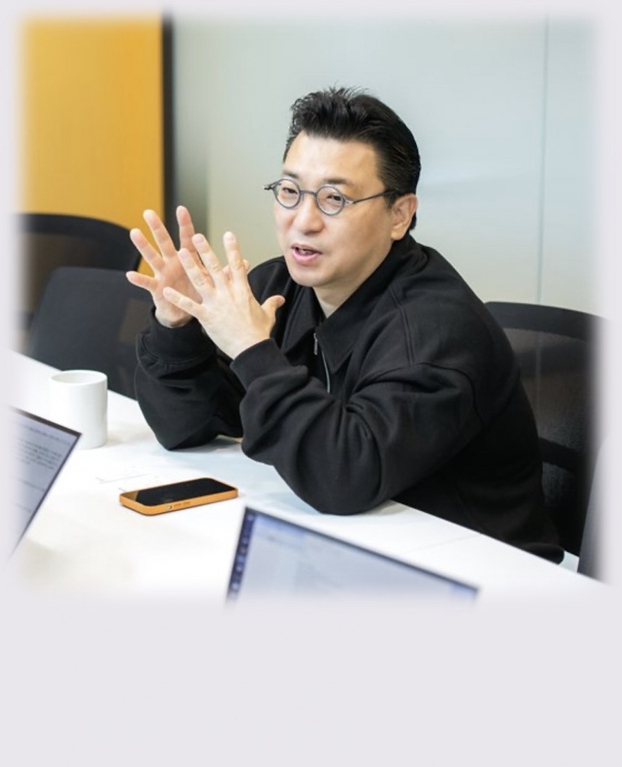 [무신사] "1시간 최고 5억 매출"…무신사의 '라이브 커머스' 기획 비결